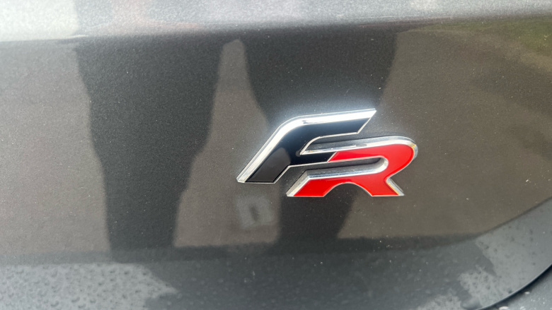 SEAT Leon 1.4 TSI 125 FR Technology 5dr Petrol Estate